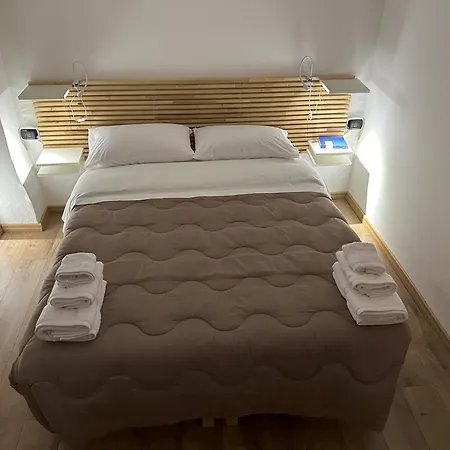Casa Momina -